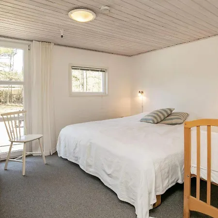 Casa vacanze 6 Person Holiday In S By *